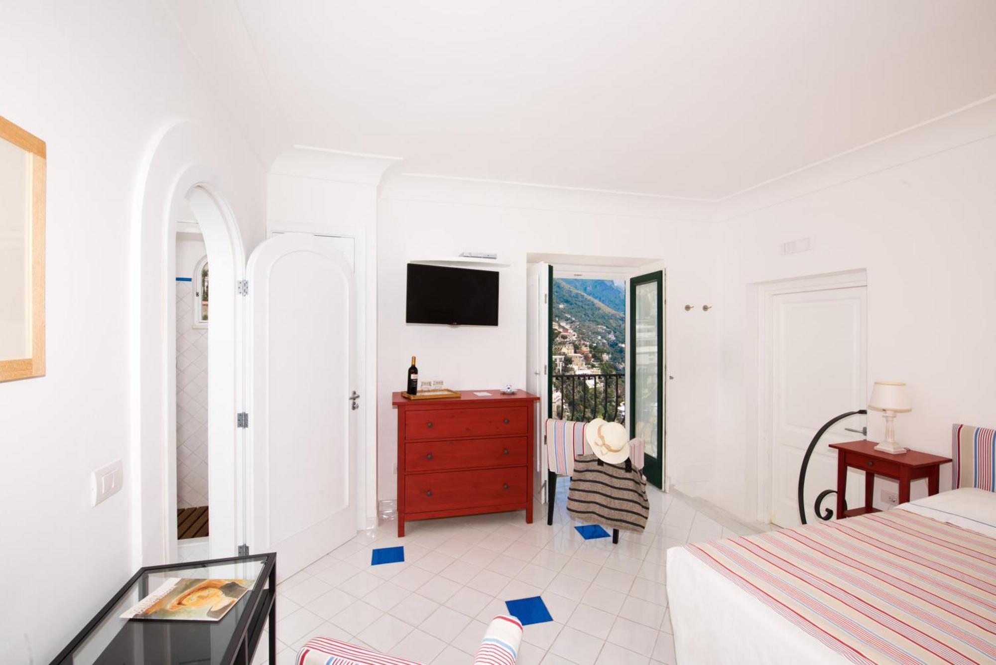 Albergo Miramare بوسيتانو المظهر الخارجي الصورة