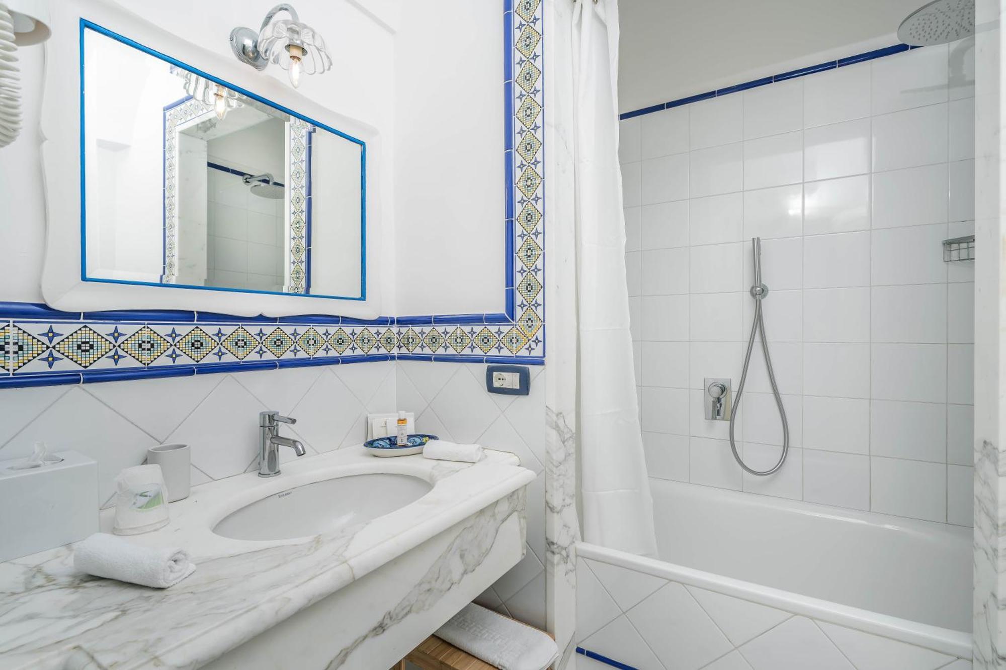 Albergo Miramare بوسيتانو المظهر الخارجي الصورة