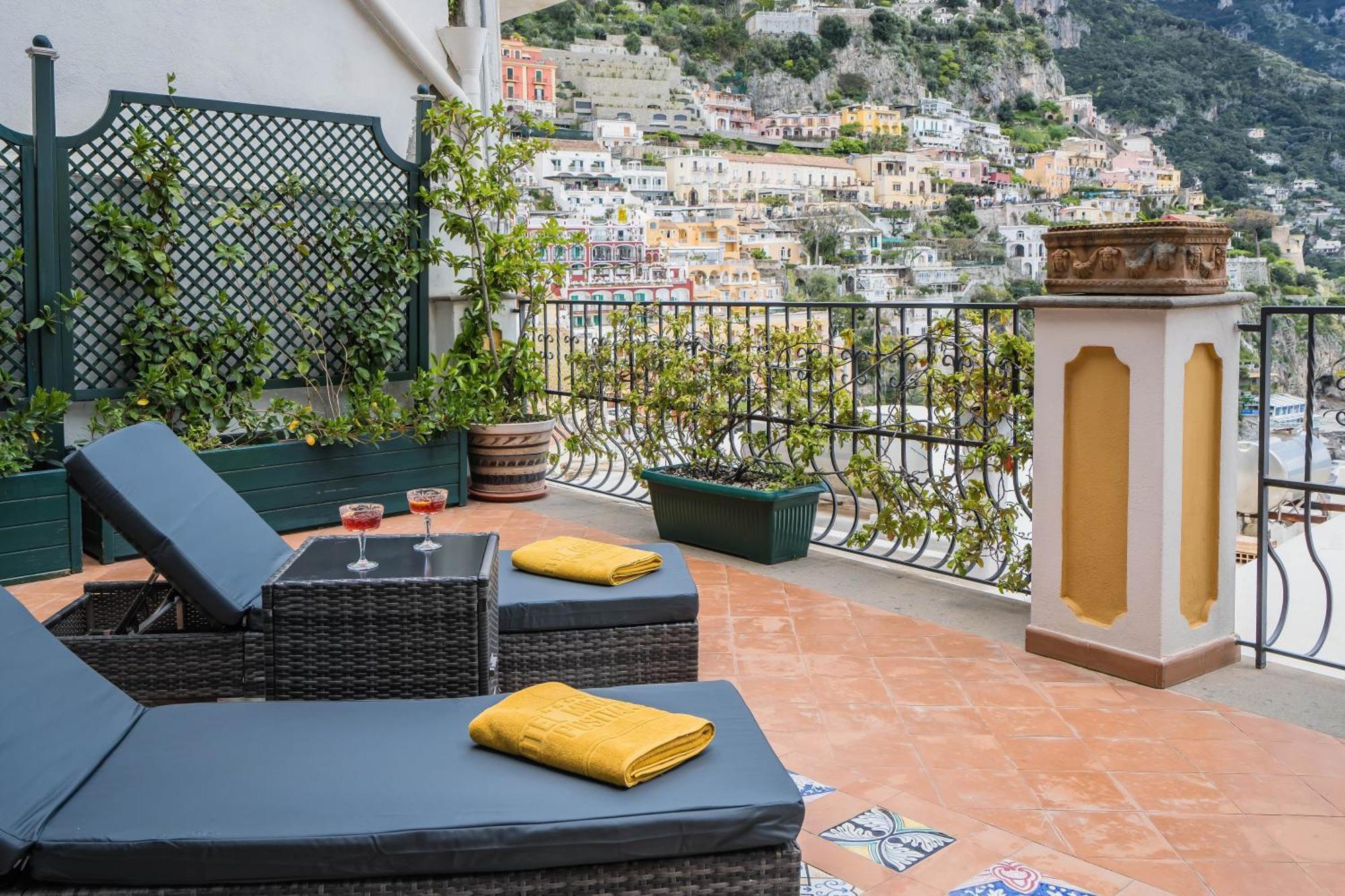 Albergo Miramare بوسيتانو المظهر الخارجي الصورة