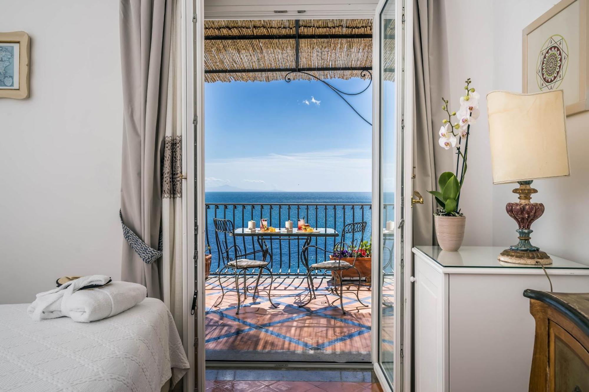Albergo Miramare بوسيتانو المظهر الخارجي الصورة