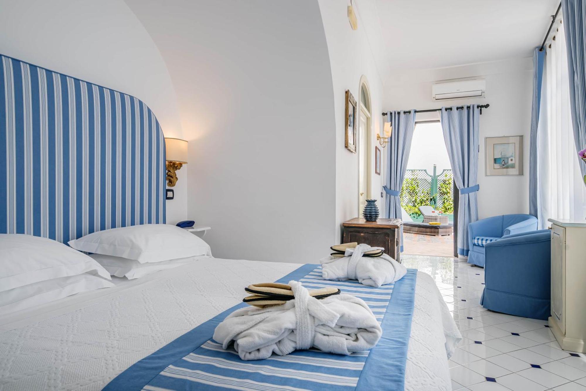 Albergo Miramare بوسيتانو المظهر الخارجي الصورة